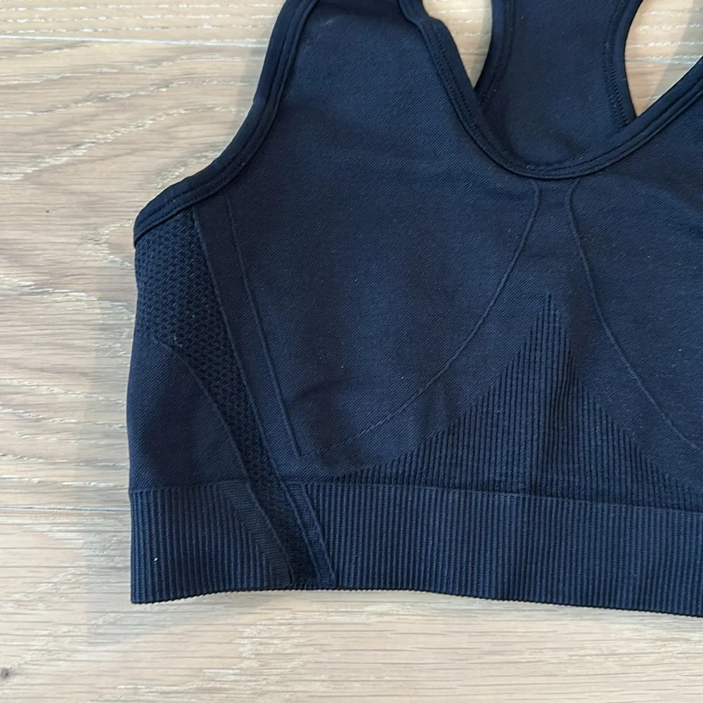 AYBL black sports bra XS Women’s Pilates Crop Top Gym Workout Athletic Running - Picture 3 of 5